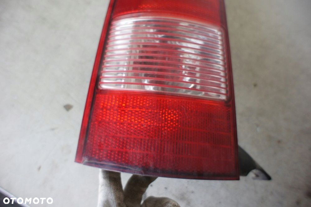 FIAT PANDA LAMPA LEWY TYŁ - 2