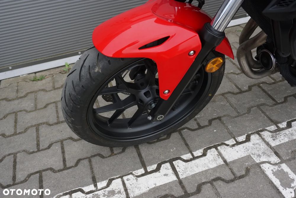 Honda CB - 21