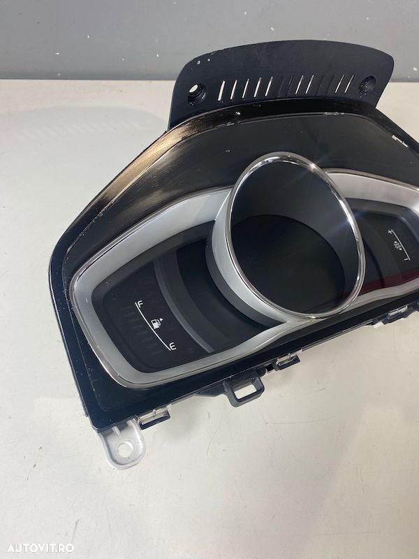 Ceasuri de bord P3 VOLVO XC60 S60 V60CC V60 31687361 36012798 - 3