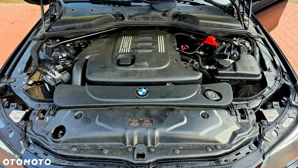 BMW Seria 5 520d - 12