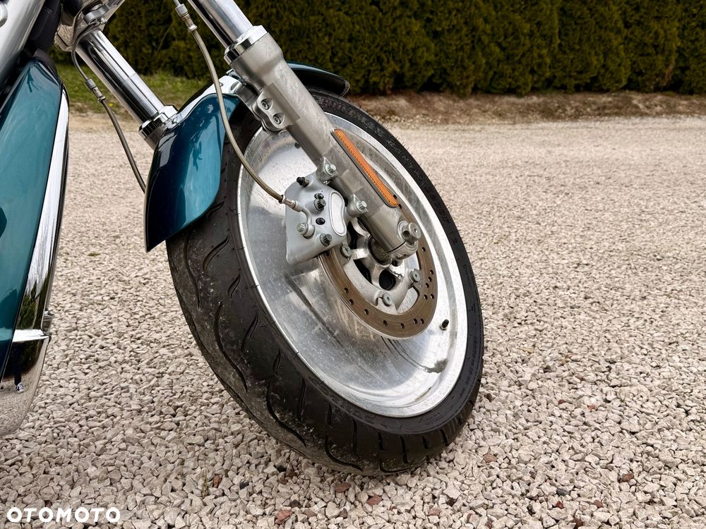 Harley-Davidson V-Rod Street Rod - 22