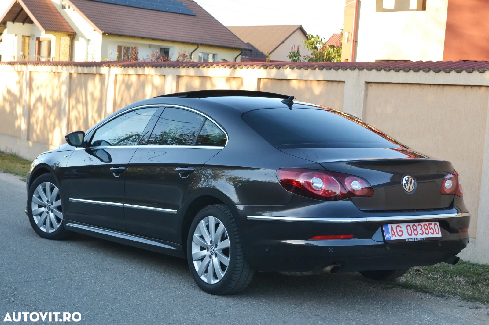 Volkswagen Passat CC 2.0 TDI 4Motion DSG BlueMotion Technolog Exclusive - 4