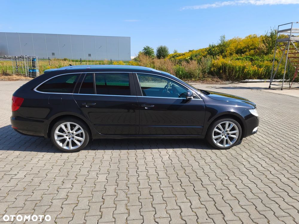 Skoda Superb 2.0 TDI Ambition DSG - 4