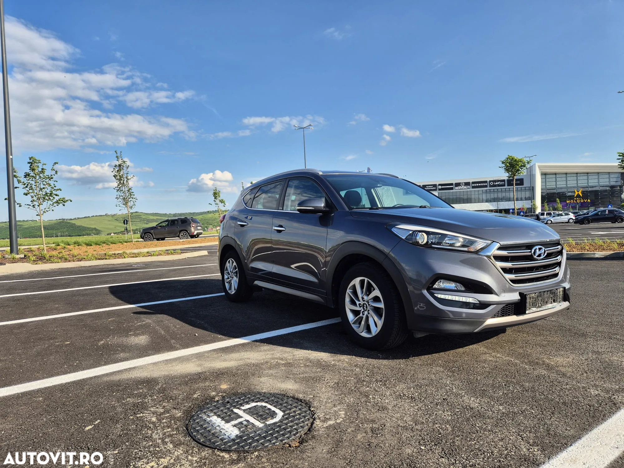 Hyundai Tucson 2.0 CRDI 4WD Automatik Advantage - 3