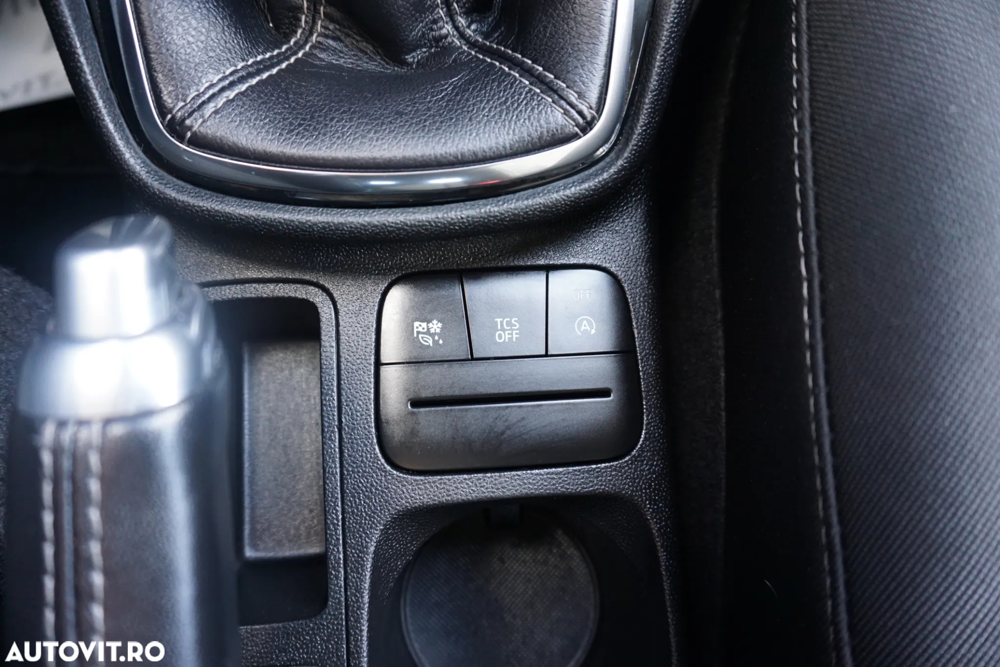 Ford Fiesta 1.0 EcoBoost Start-Stop ST-LINE - 26
