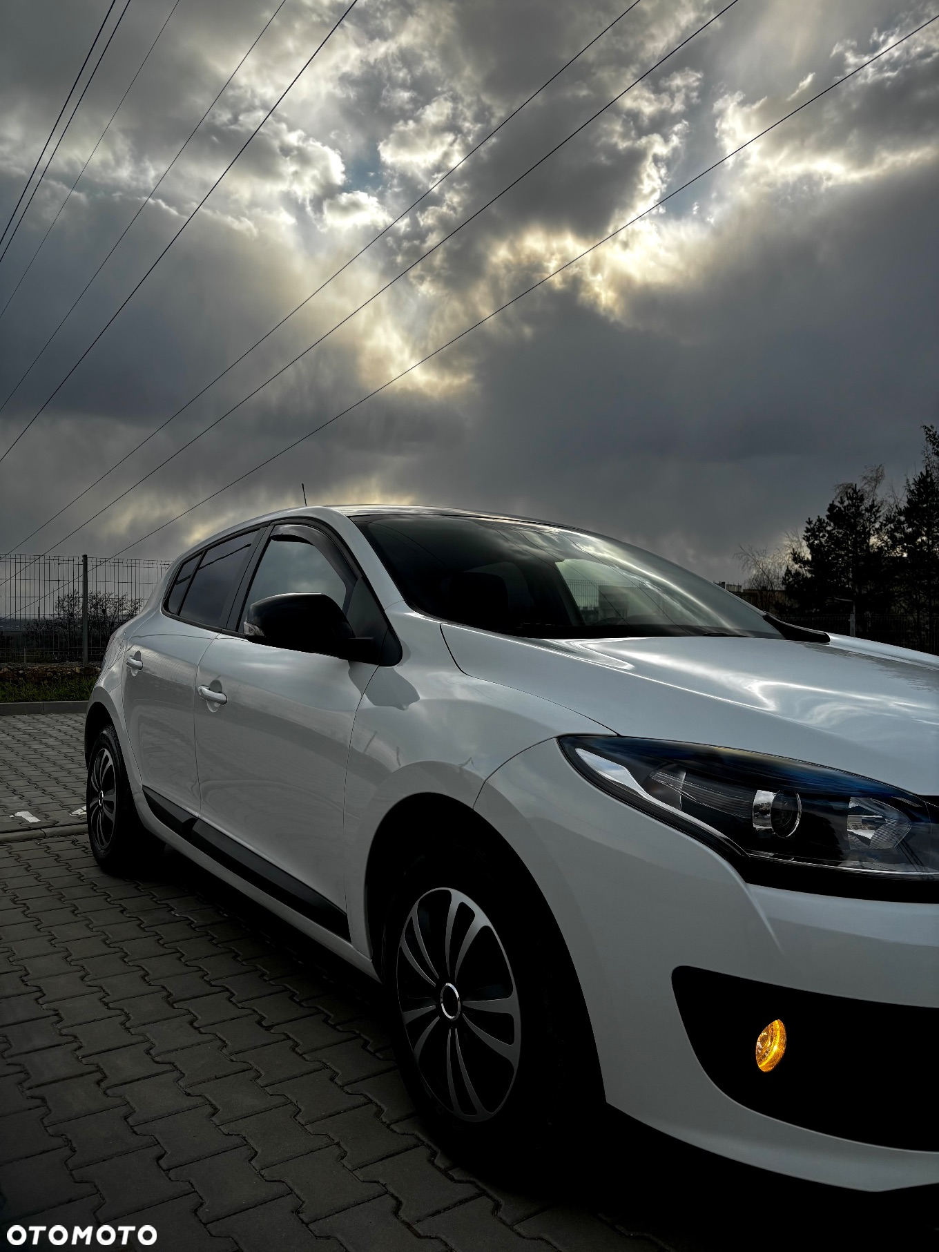 Renault Megane 1.6 16V Authentique - 4
