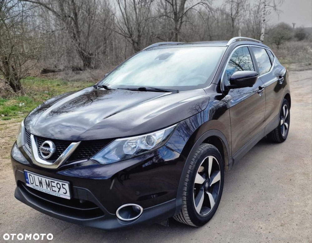 Nissan Qashqai - 1