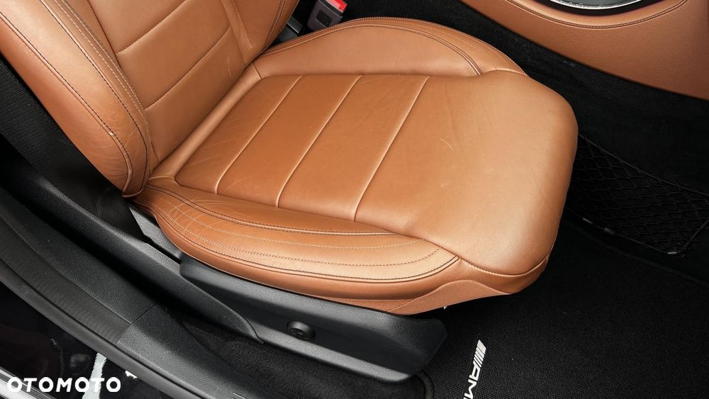 Mercedes-Benz Klasa E 220 d 4Matic 9G-TRONIC AMG Line - 26