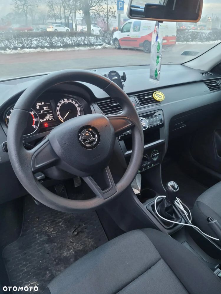 Skoda RAPID 1.0 TSI Drive - 5