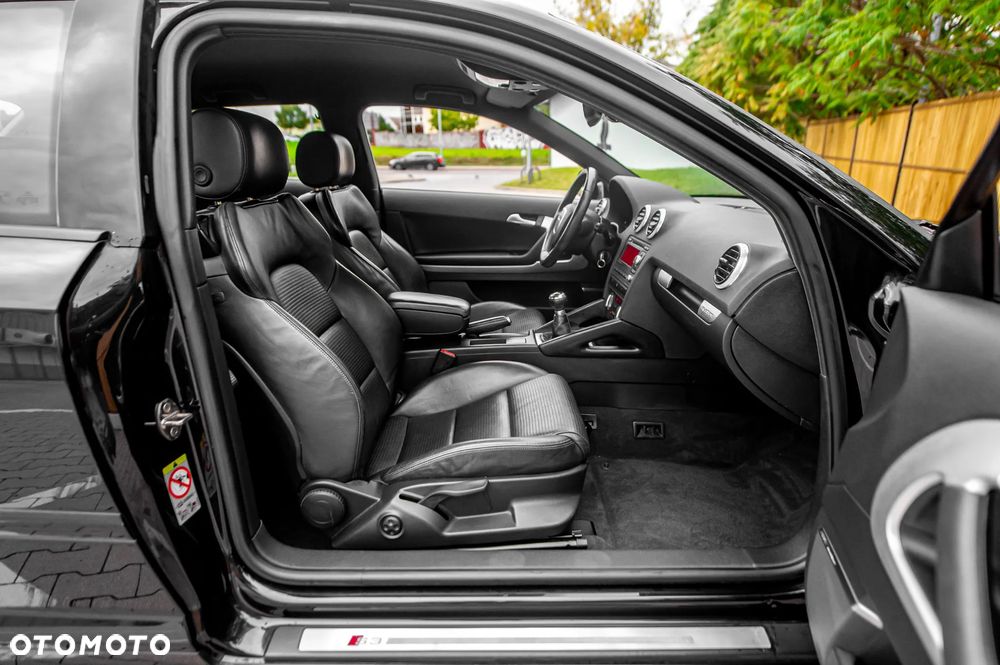 Audi S3 2.0T FSI Quattro - 21