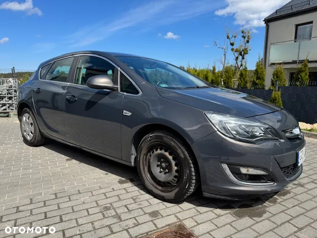 Opel Astra IV 1.4 T Cosmo - 6