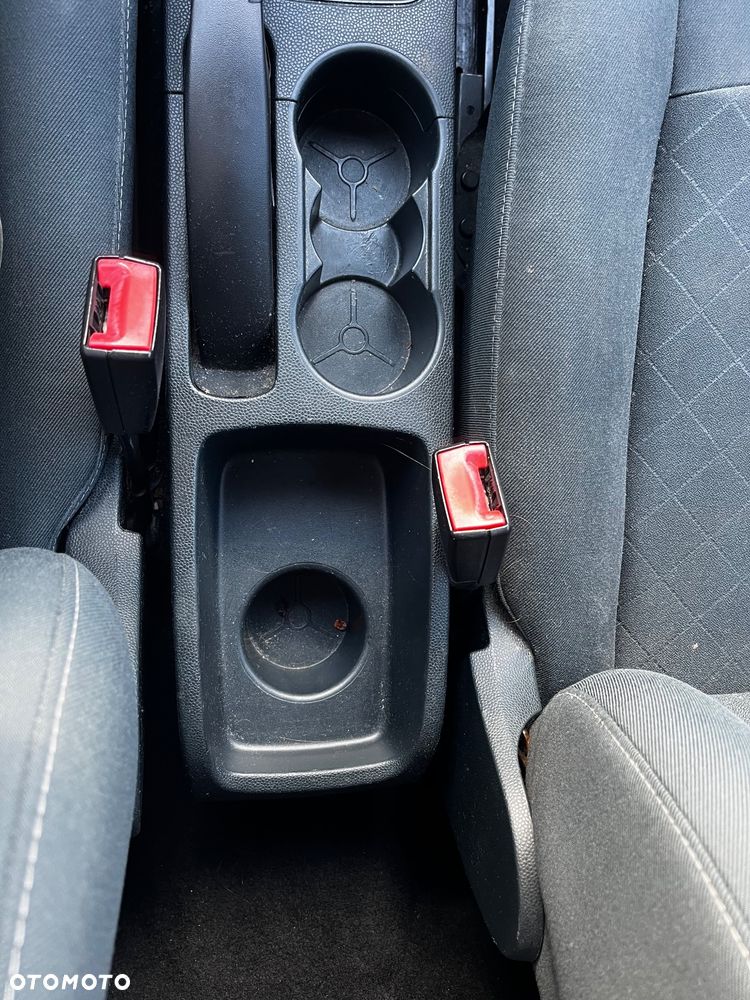 Ford Fiesta - 33