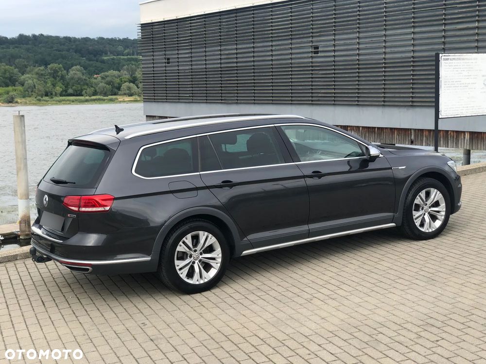 Volkswagen Passat Alltrack - 19