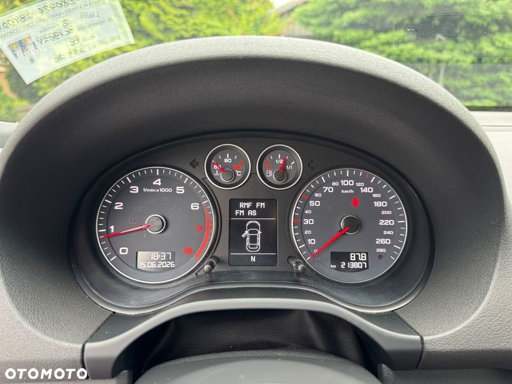 Audi A3 Sportback 1.8 TFSI S tronic S line Sportpaket - 8