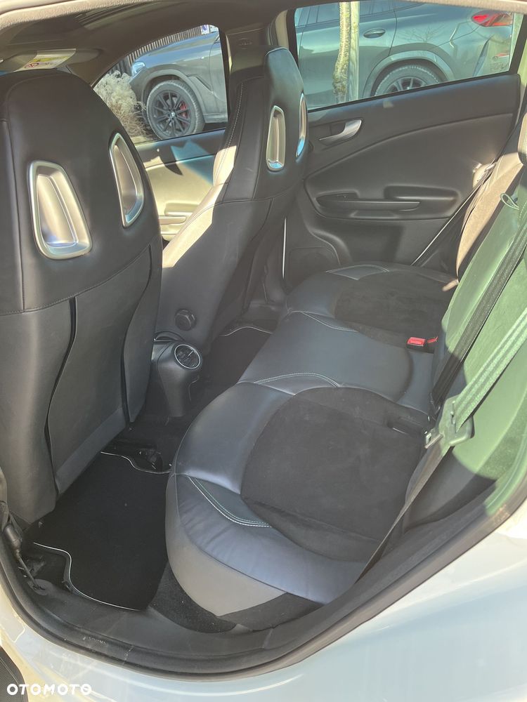 Alfa Romeo Giulietta - 7