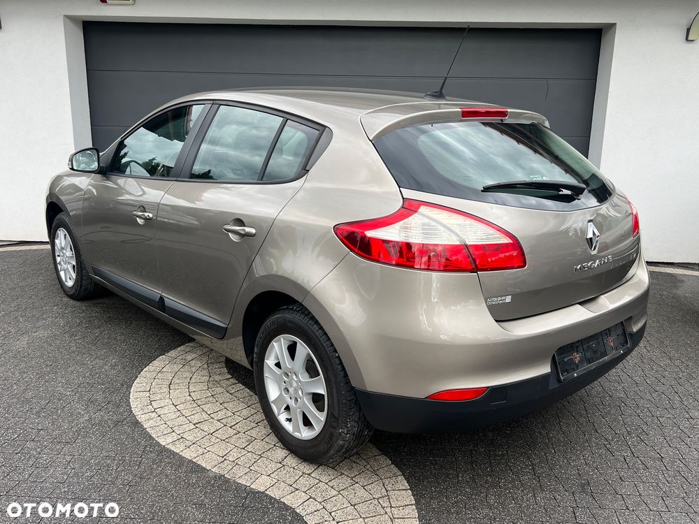 Renault Megane 1.6 16V 100 TomTom Edition - 3