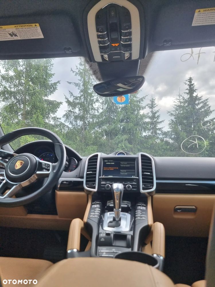 Porsche Cayenne Tiptronic S - 16