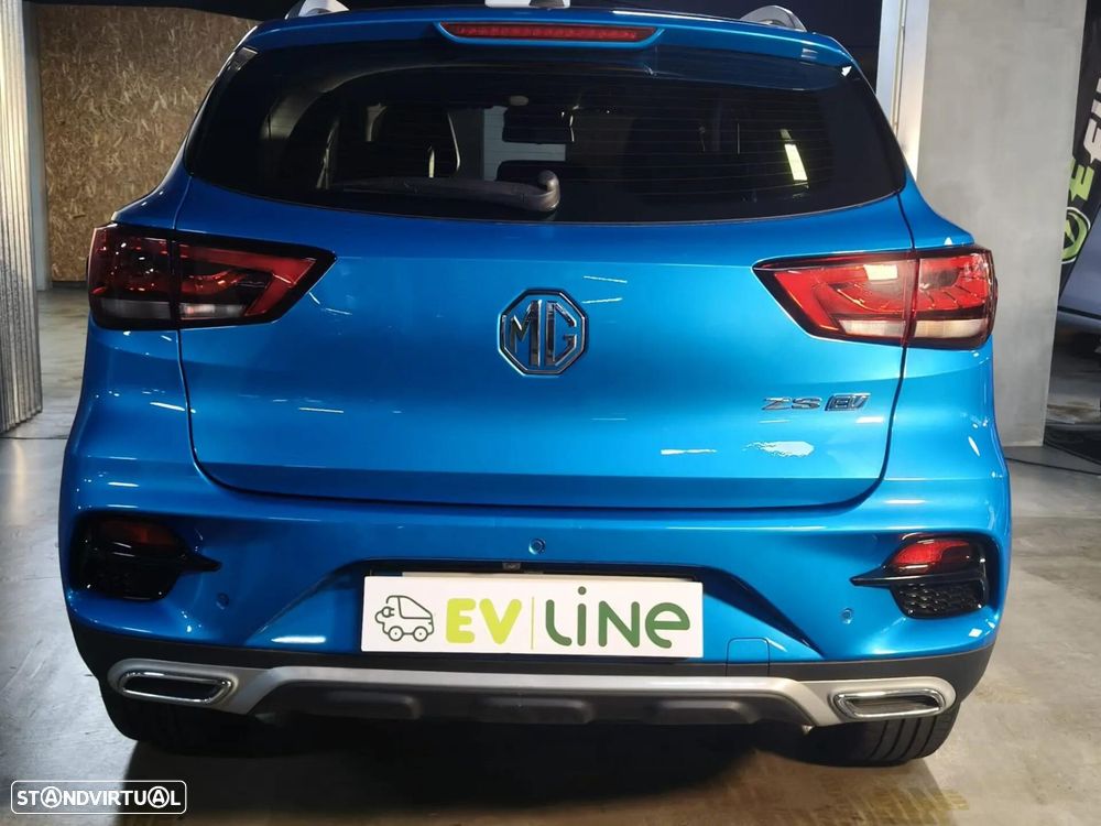 MG ZS EV 72.6 kWh Luxury - 11