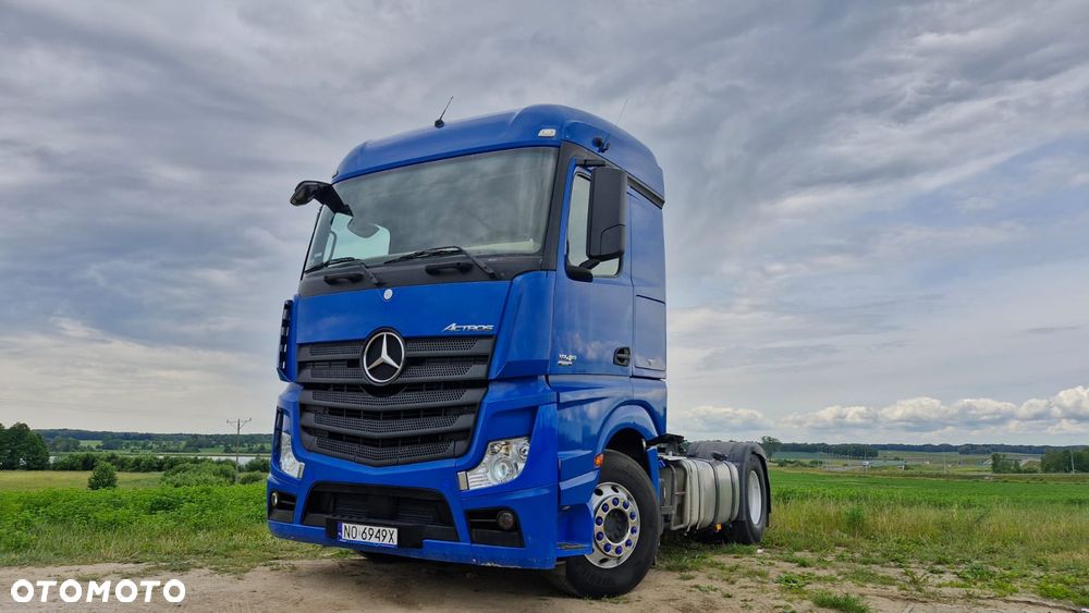 Mercedes-Benz Actros - 11