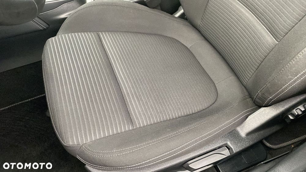 Ford Focus 1.0 EcoBoost mHEV Titanium X - 17