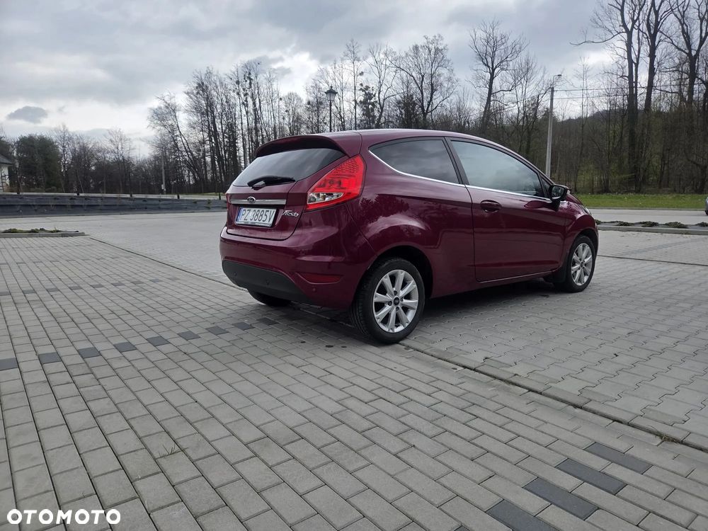Ford Fiesta - 7
