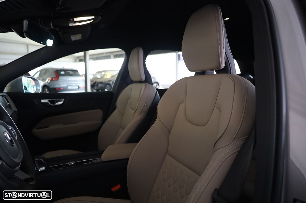 Volvo XC 60 2.0 T6 PHEV Core AWD - 10