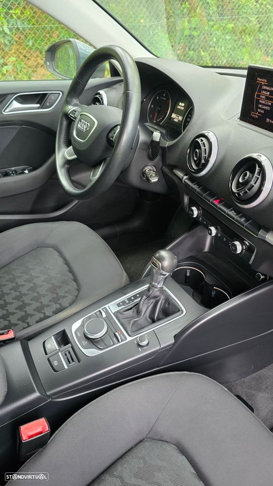 Audi A3 Limousine 2.0 TDI S-line S tronic - 23