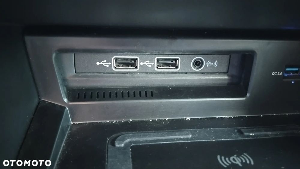 Volkswagen Tiguan - 29