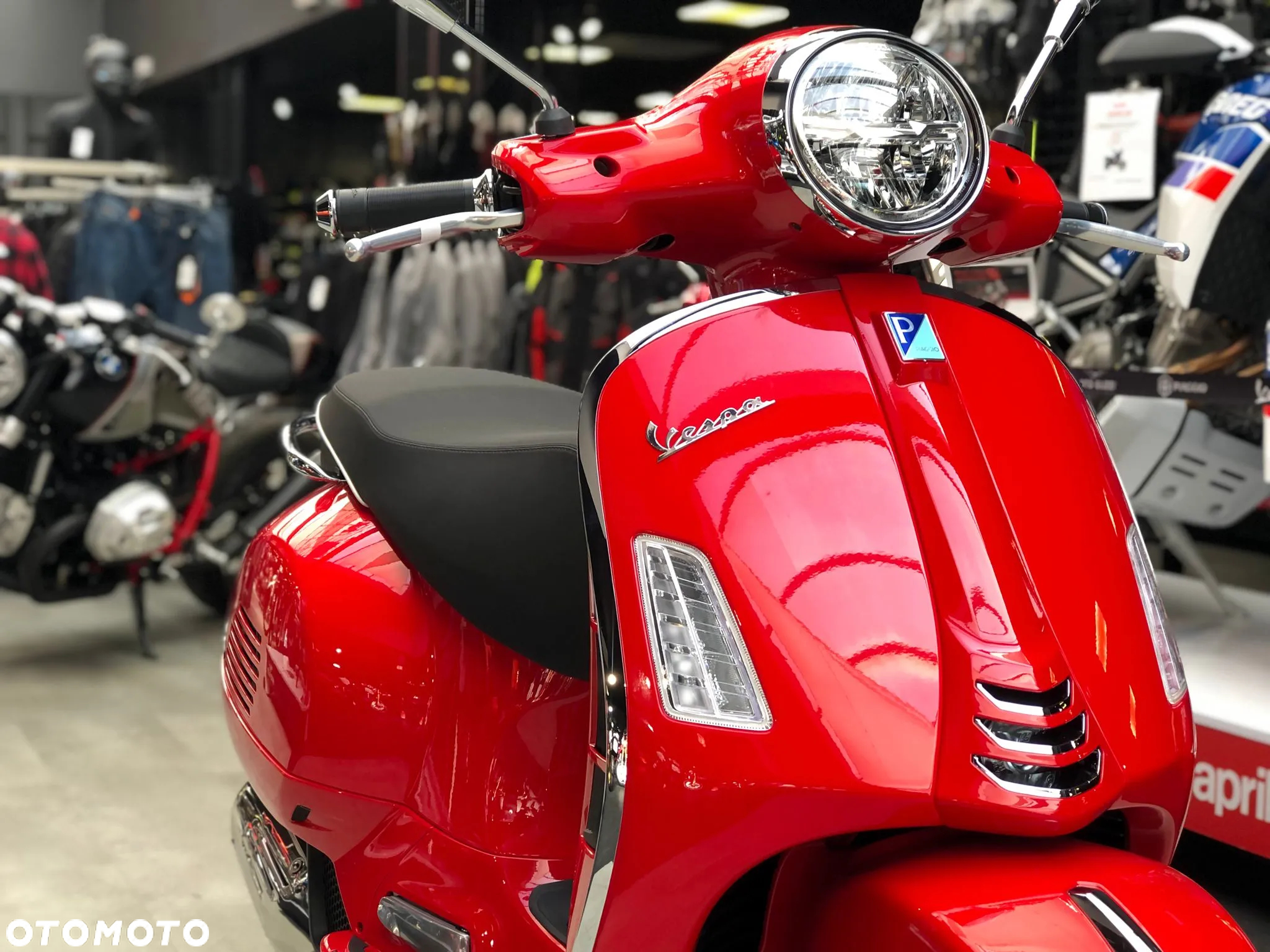Vespa GTS - 9