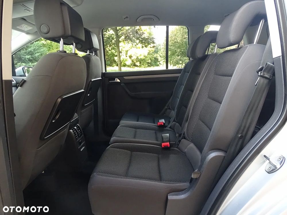 Volkswagen Touran 1.6 TDI DPF BlueMotion Technology Comfortline - 18