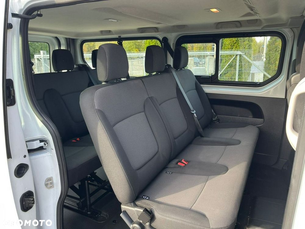 Renault Trafic - 15