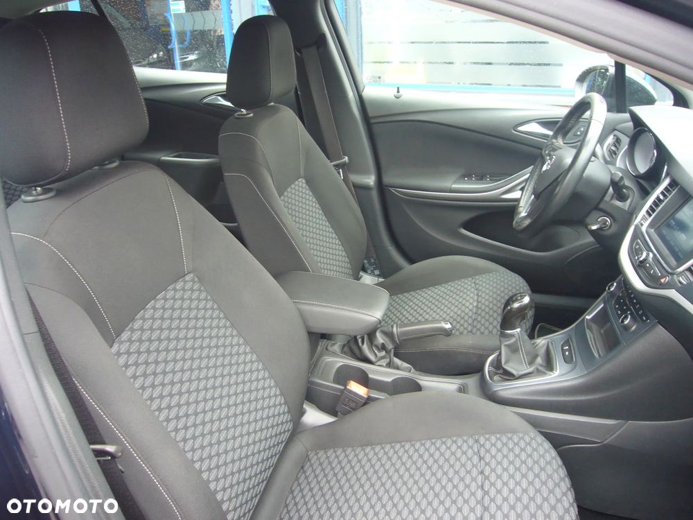 Opel Astra - 19