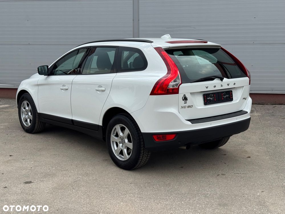 Volvo XC 60 DRIVe Summum - 4