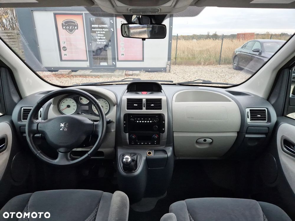 Peugeot Expert (8-Sitze) - 28