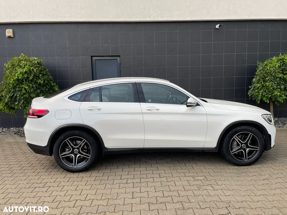Mercedes-Benz GLC Coupe 300 4MATIC MHEV - 36