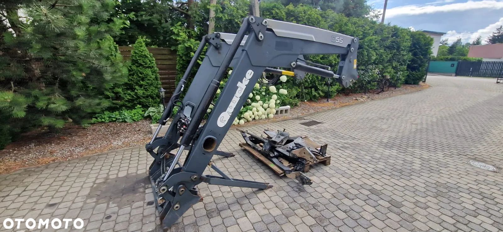 Quicke Q55 Ładowacz czołowy Tur Valtra VALMET Kompletny - 1