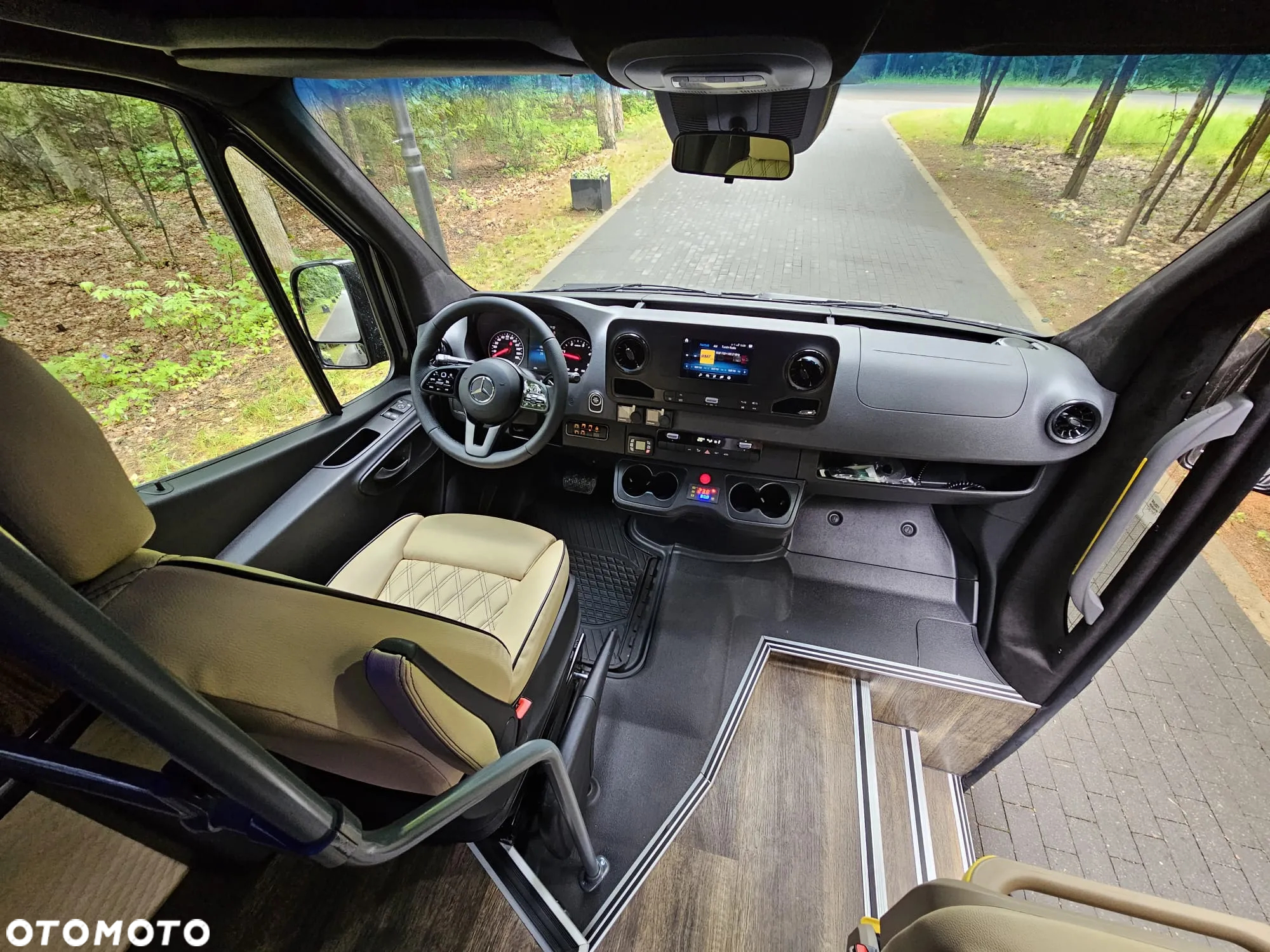 Mercedes-Benz Żak MB Sprinter - 12