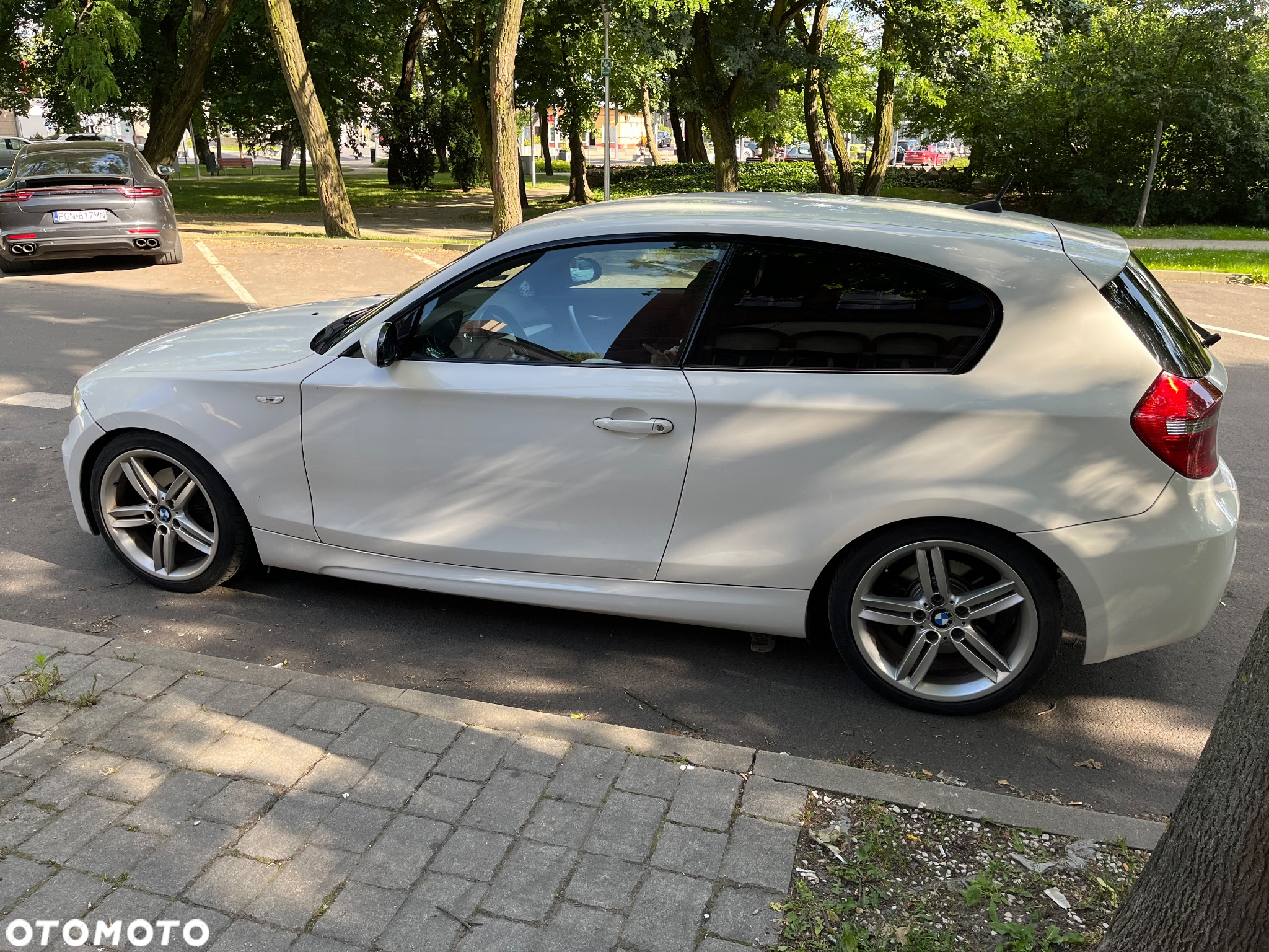 BMW Seria 1 120d - 4