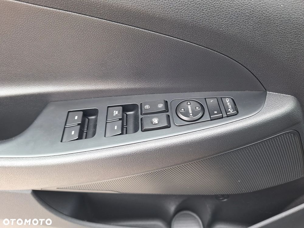 Hyundai Tucson 1.6 GDi 2WD Trend - 23