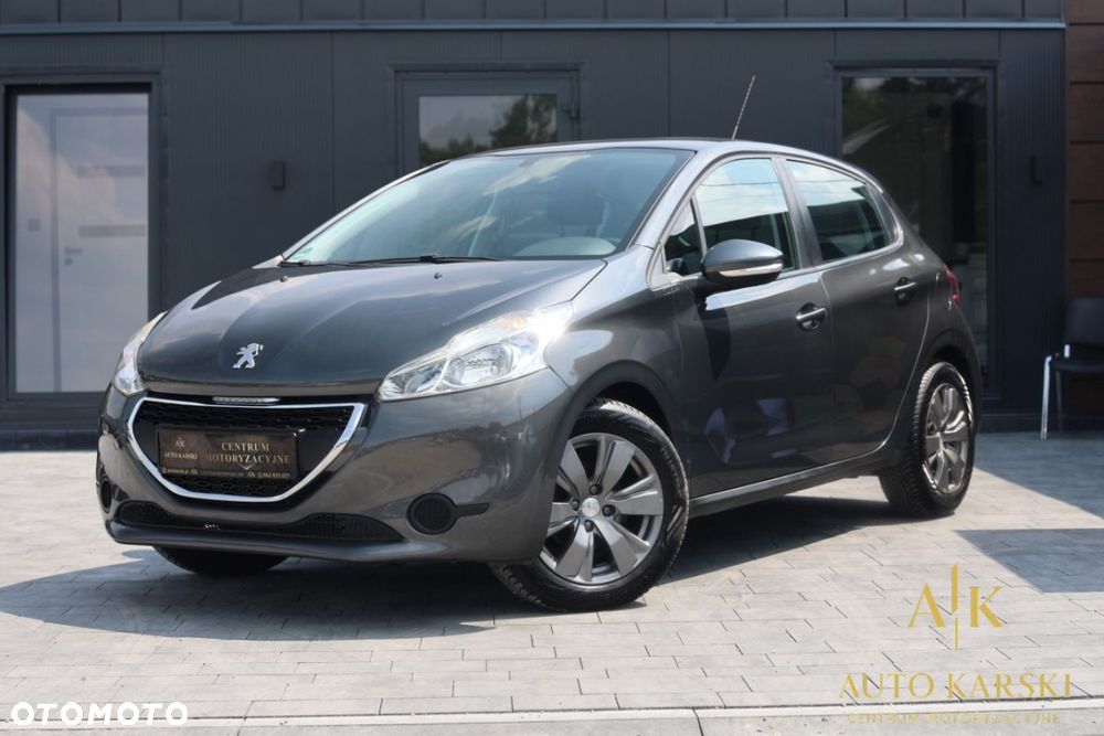 Peugeot 208 - 3