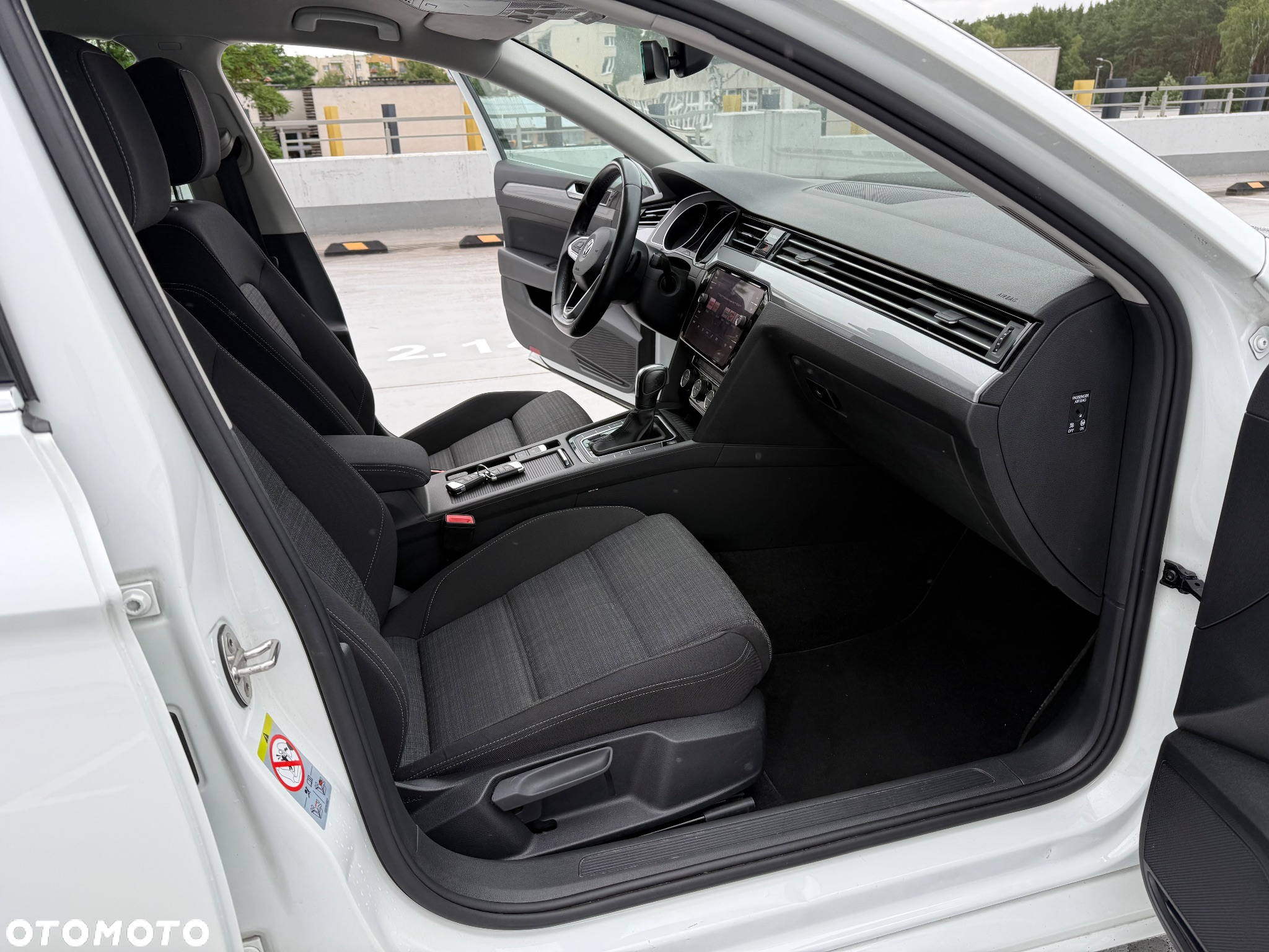 Volkswagen Passat 2.0 TDI EVO Business DSG - 28