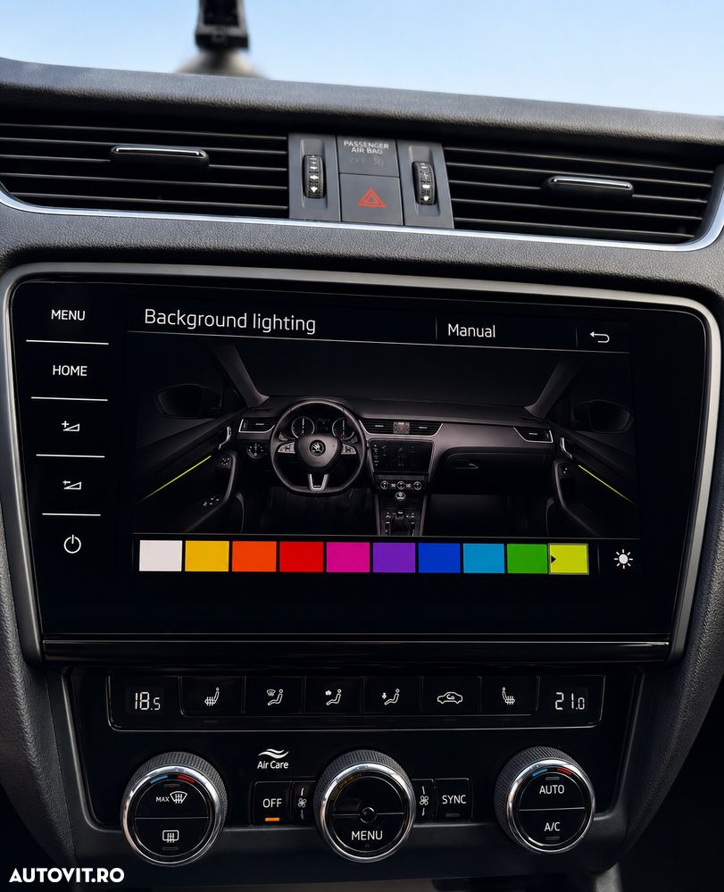 Skoda Octavia 2.0 TDI DSG RS - 11