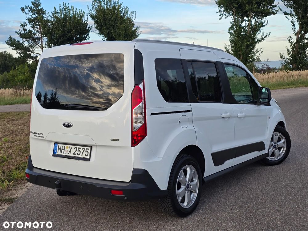 Ford Tourneo Connect - 38