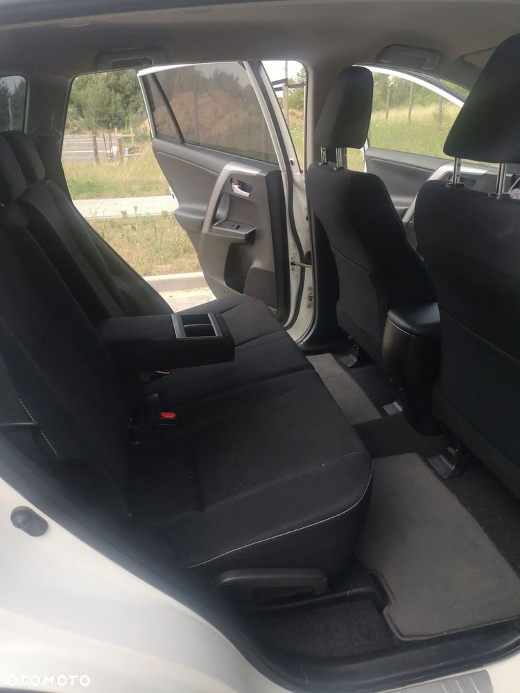 Toyota RAV4 2.0 D-4D Style 4x2 - 11