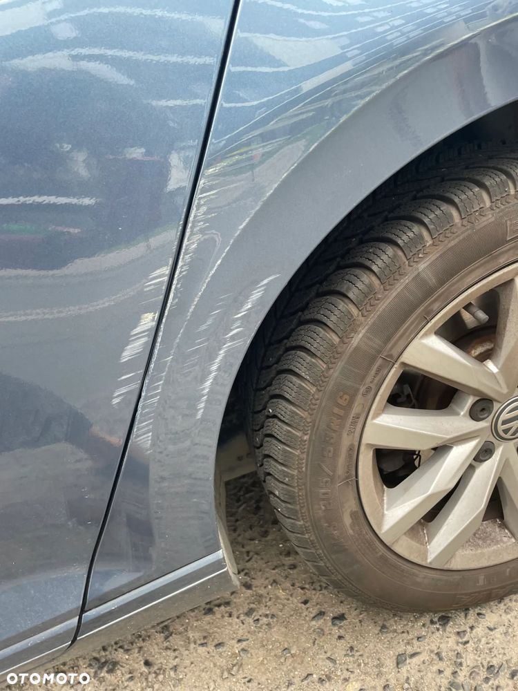 Volkswagen Passat 1.8 TSI BMT Comfortline - 10