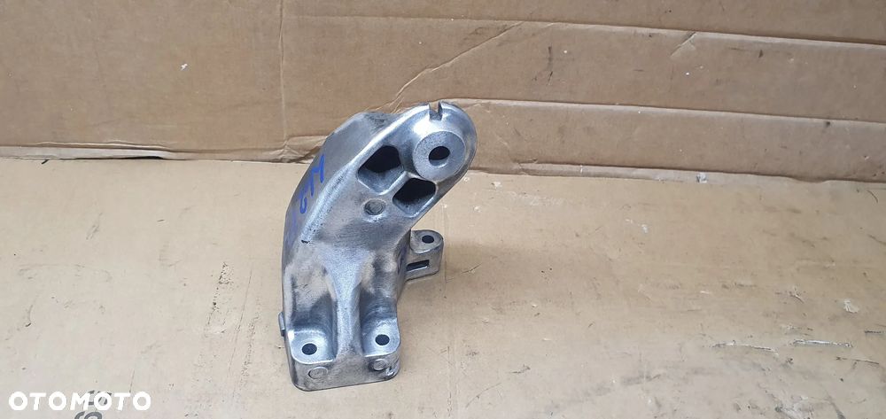 Łapa silnika Mercedes Klasa E W213 A6422234304 - 4