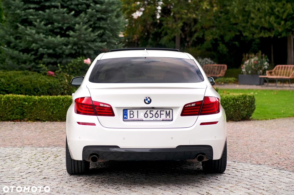 BMW Seria 5 535i xDrive Sport-Aut - 33