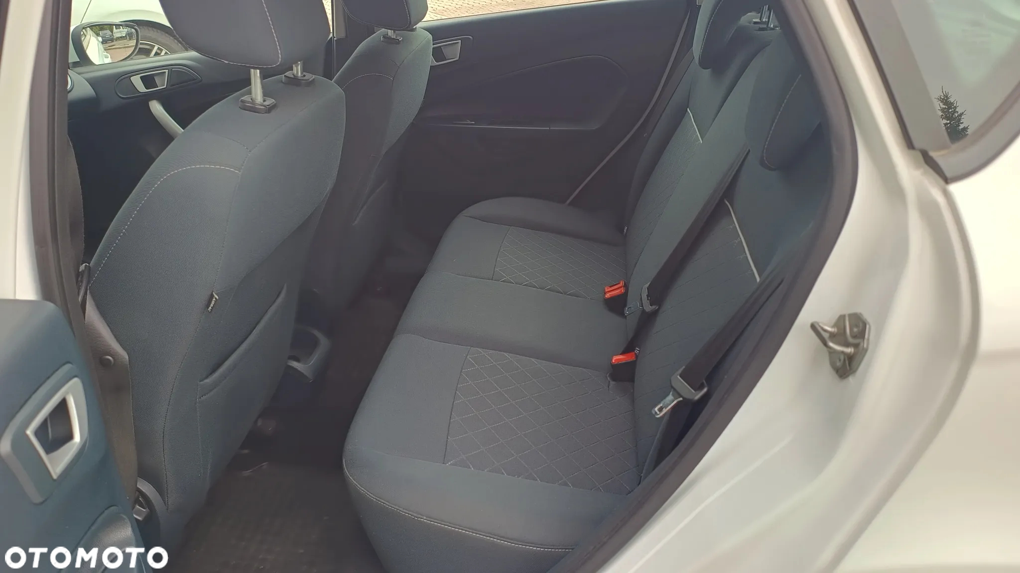 Ford Fiesta 1.25 Gold X EU5 - 8
