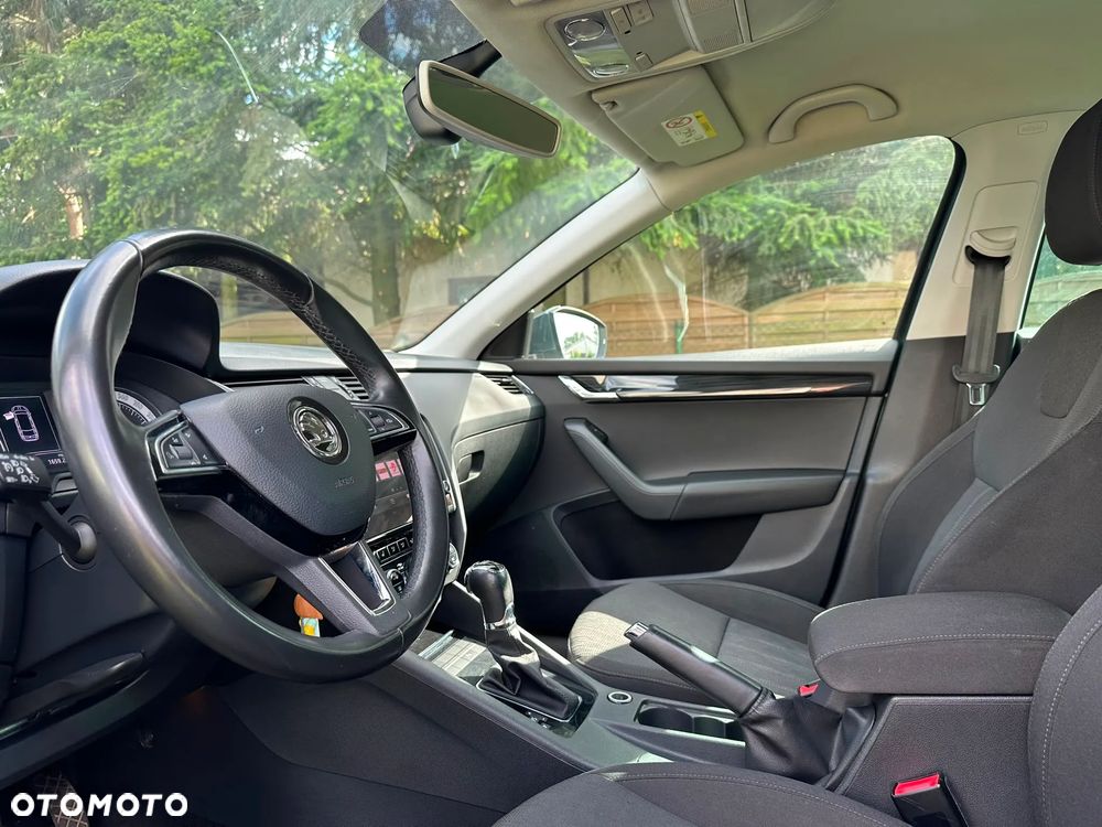 Skoda Octavia 2.0 TSI Style DSG - 12