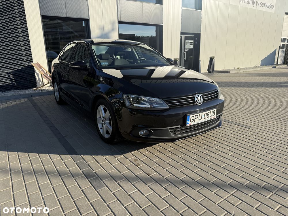 Volkswagen Jetta 1.6 TDI Comfortline - 2